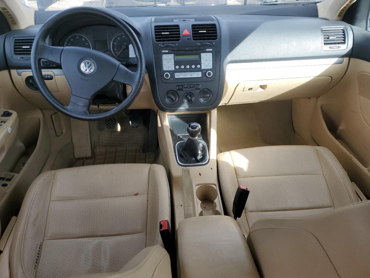 2007 Volkswagen Jetta - Image 8