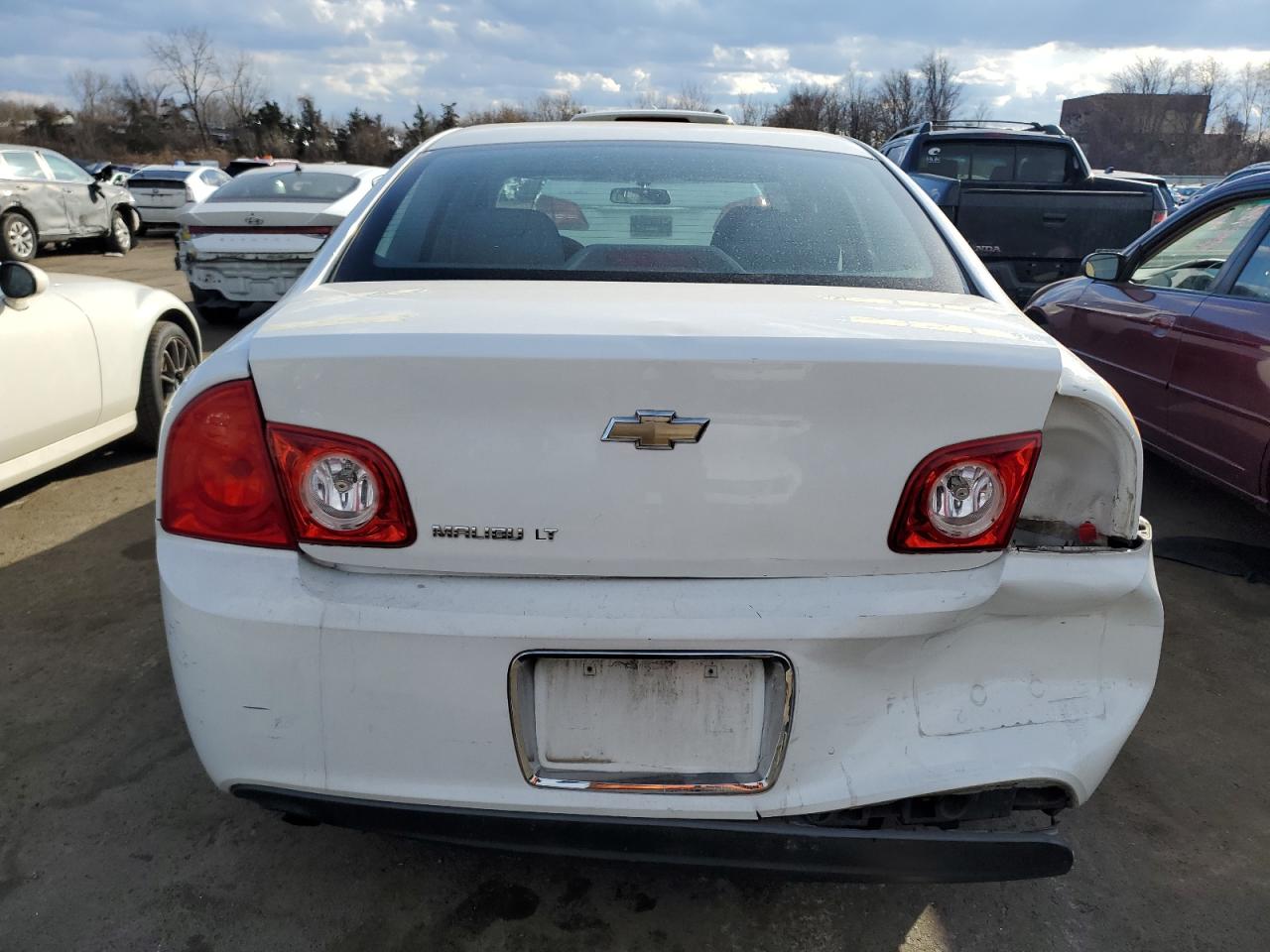 2011 Chevrolet Malibu - Image 6