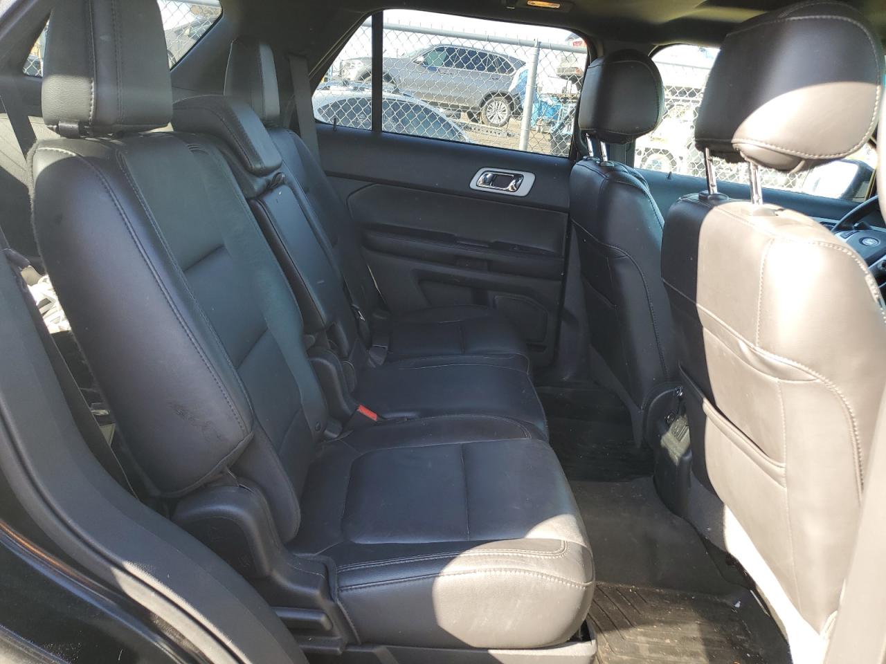 2014 Ford Explorer - Image 11