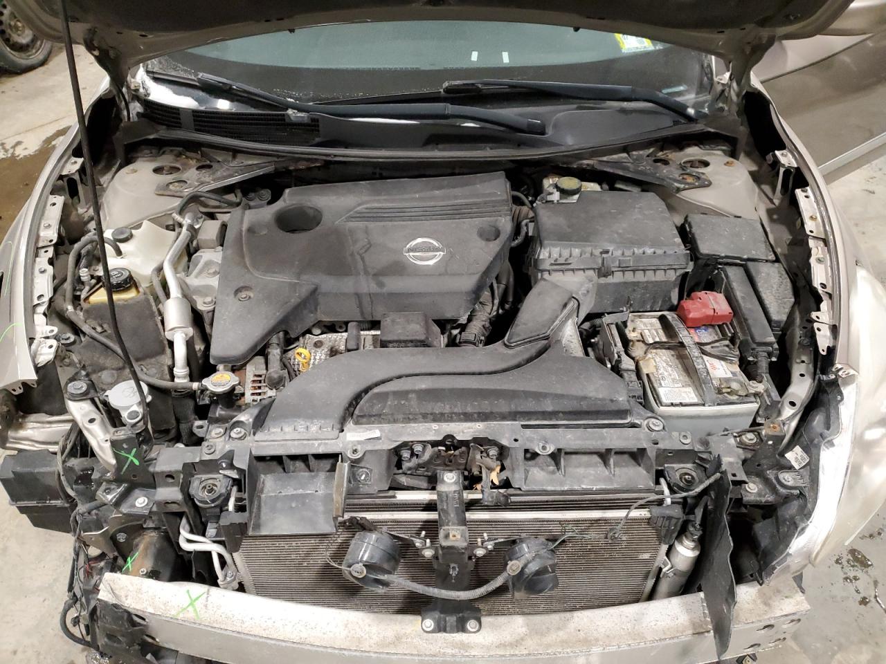 2015 Nissan Altima - Image 11