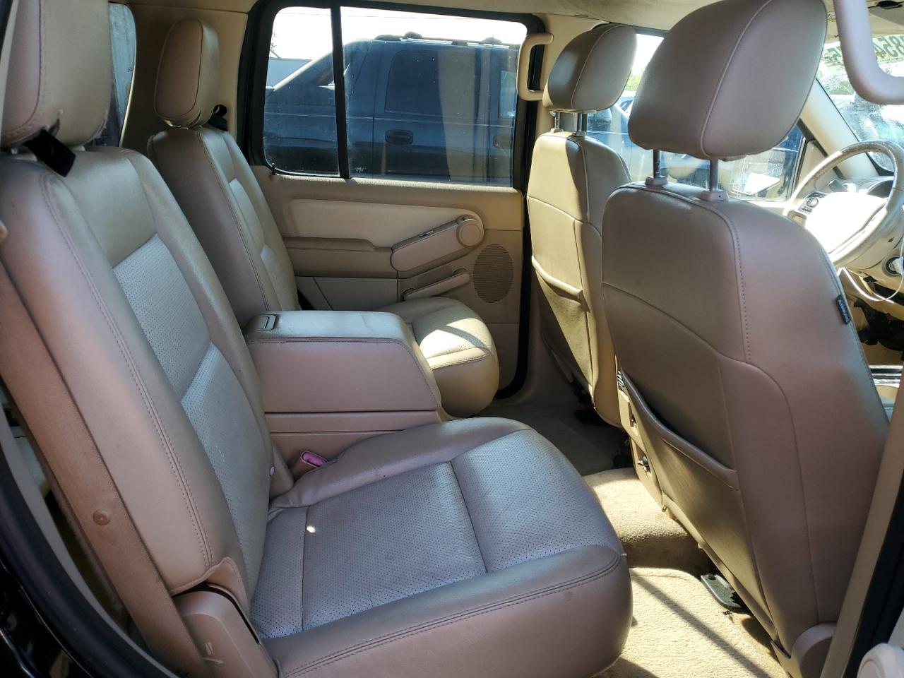 2006 Mercury Mountaineer - Image 11