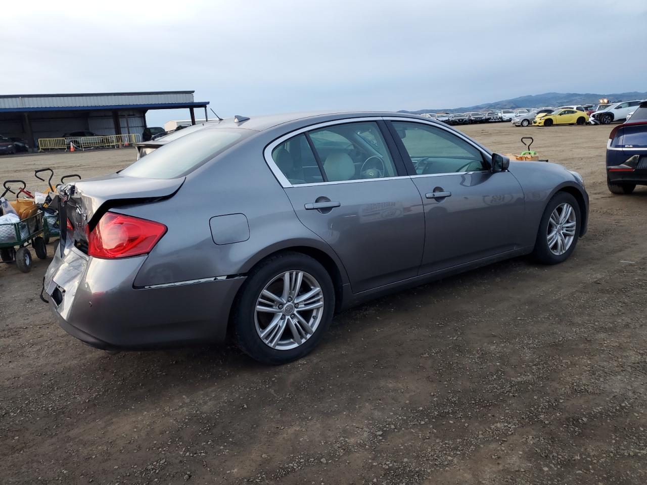 2012 Infiniti G - Image 3