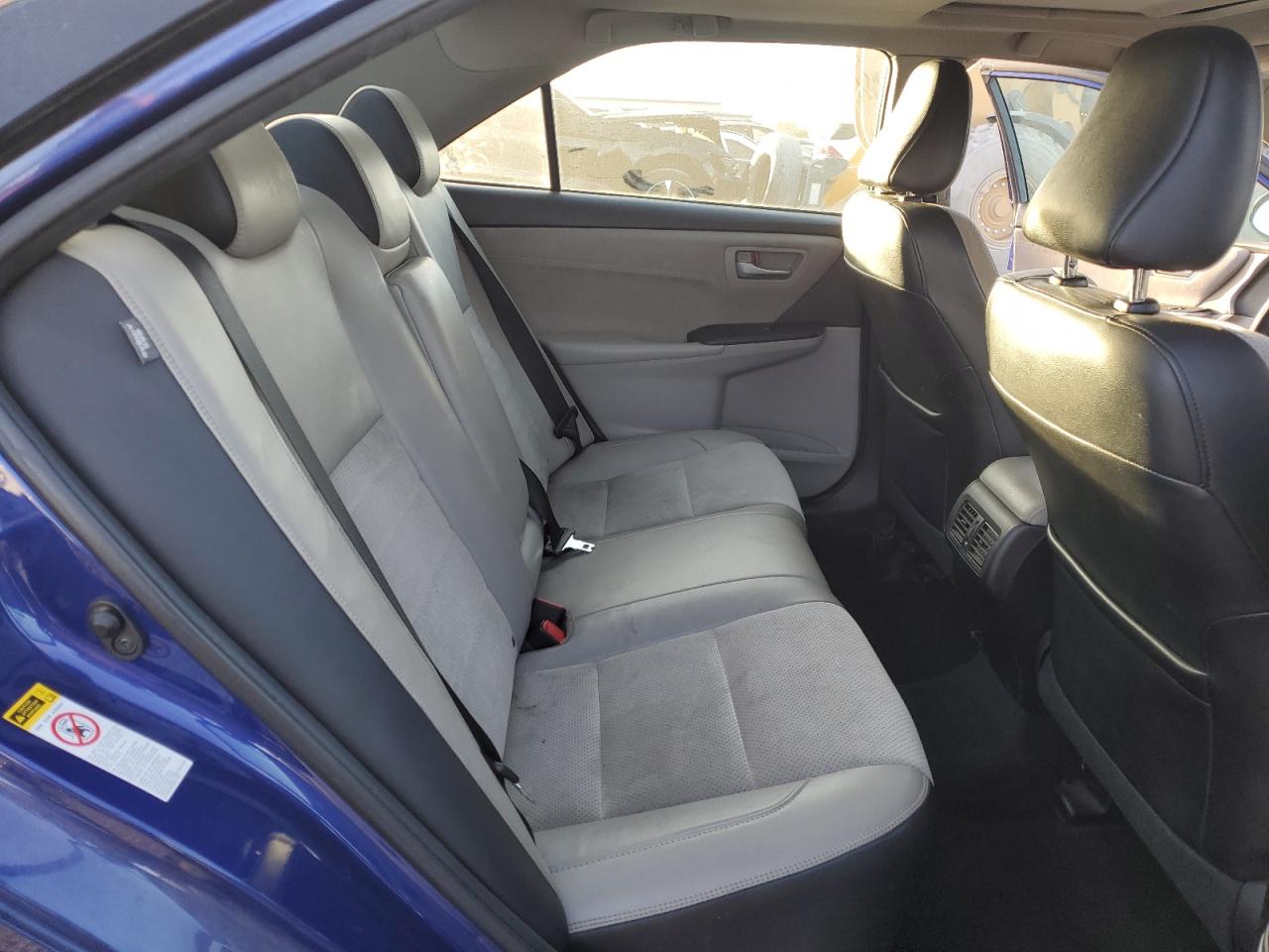 2016 Toyota Camry - Image 10