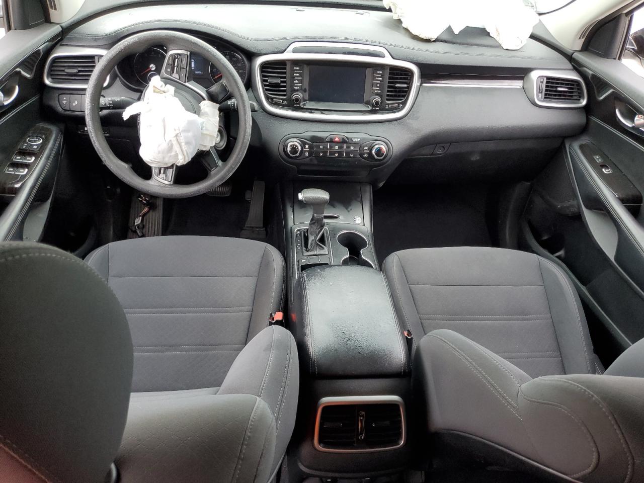 2019 Kia Sorento - Image 8