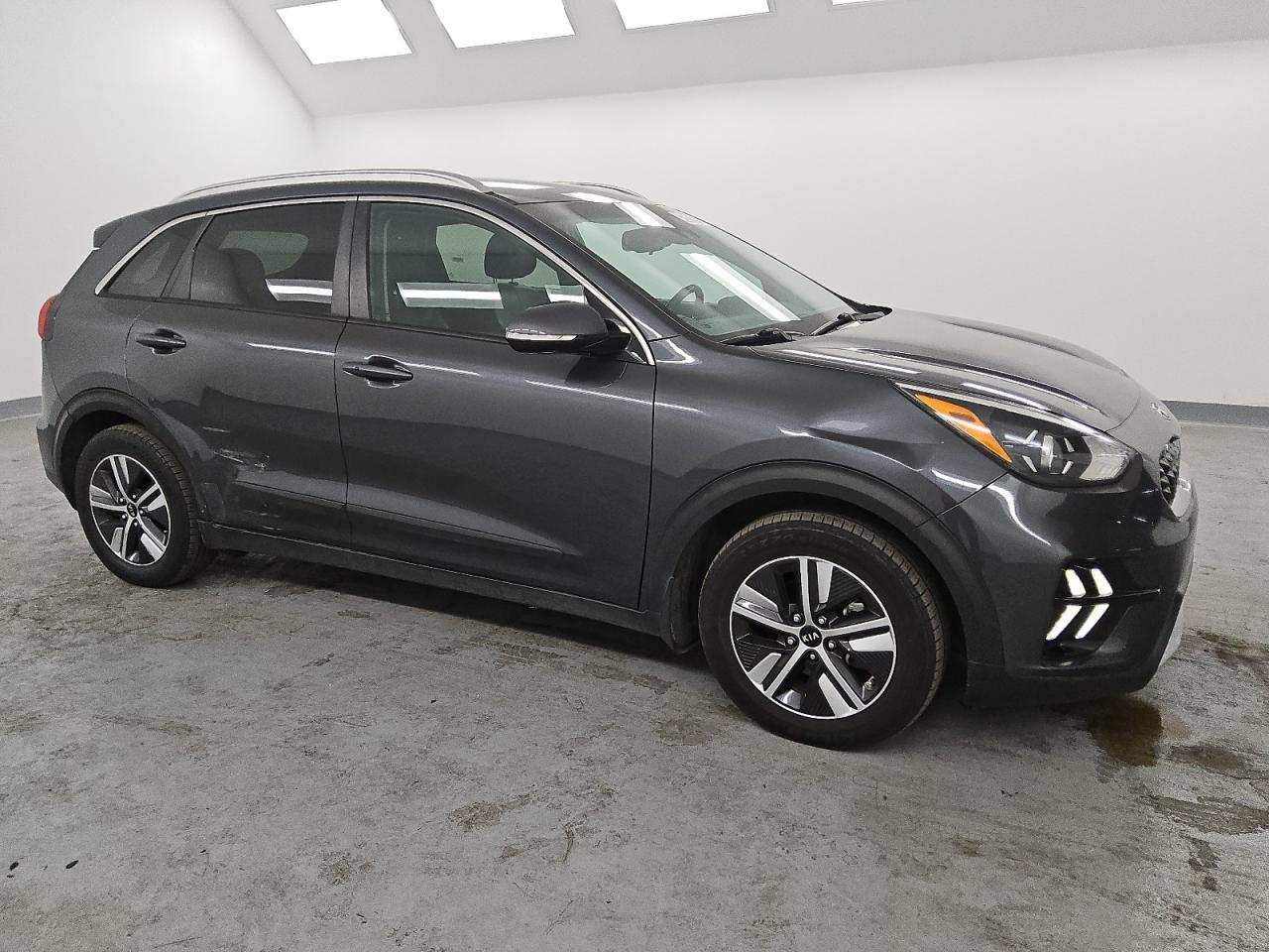 2020 Kia Niro - Image 4
