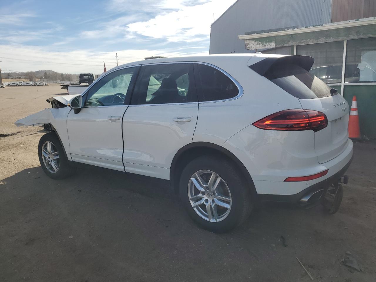 VIN WP1AA2A21HKA90822 2017 PORSCHE CAYENNE no.2