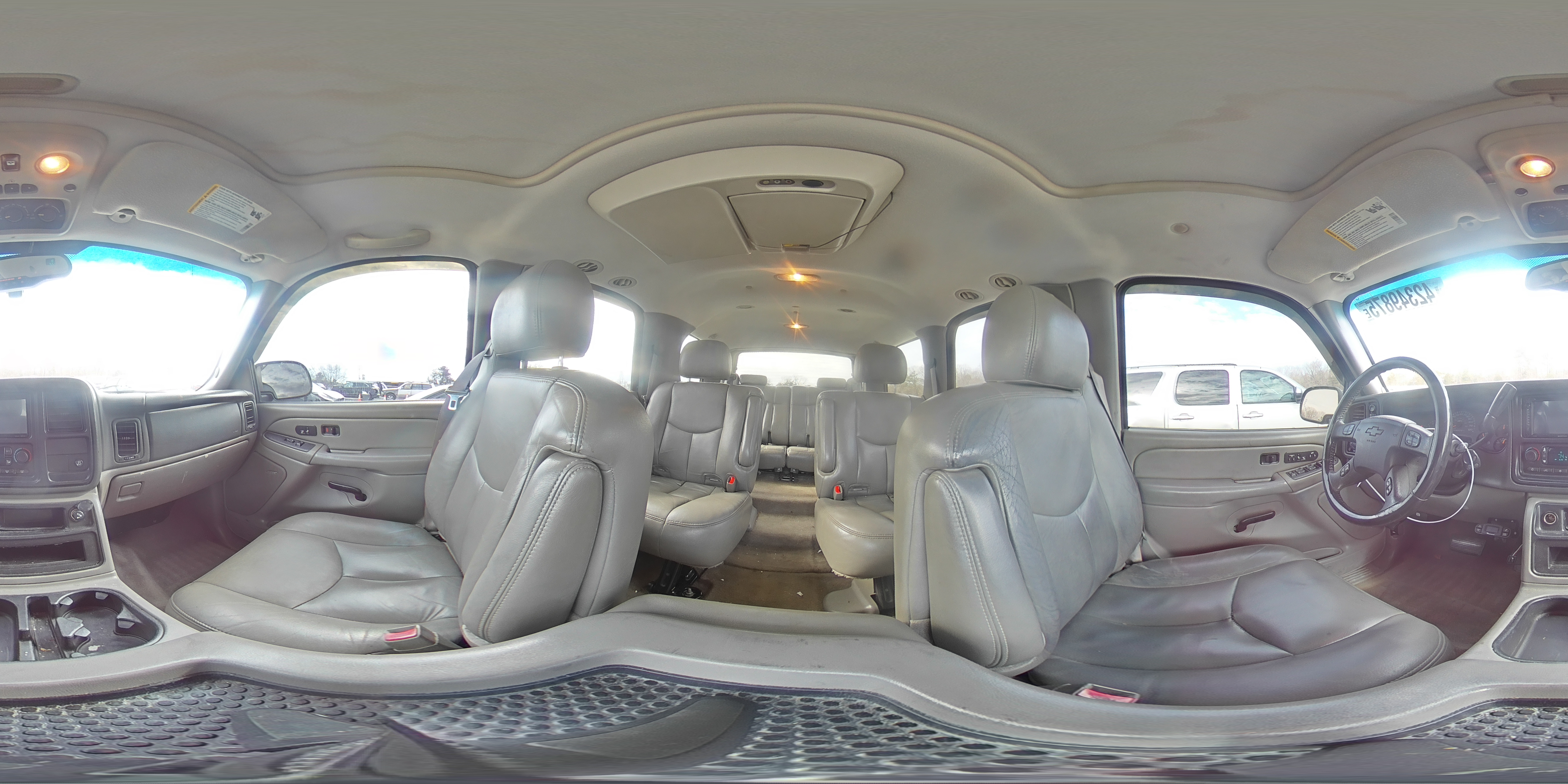 2006 Chevrolet Tahoe - Image 13