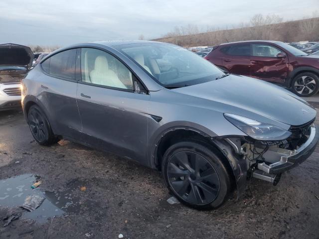  TESLA MODEL Y 2024 Szary