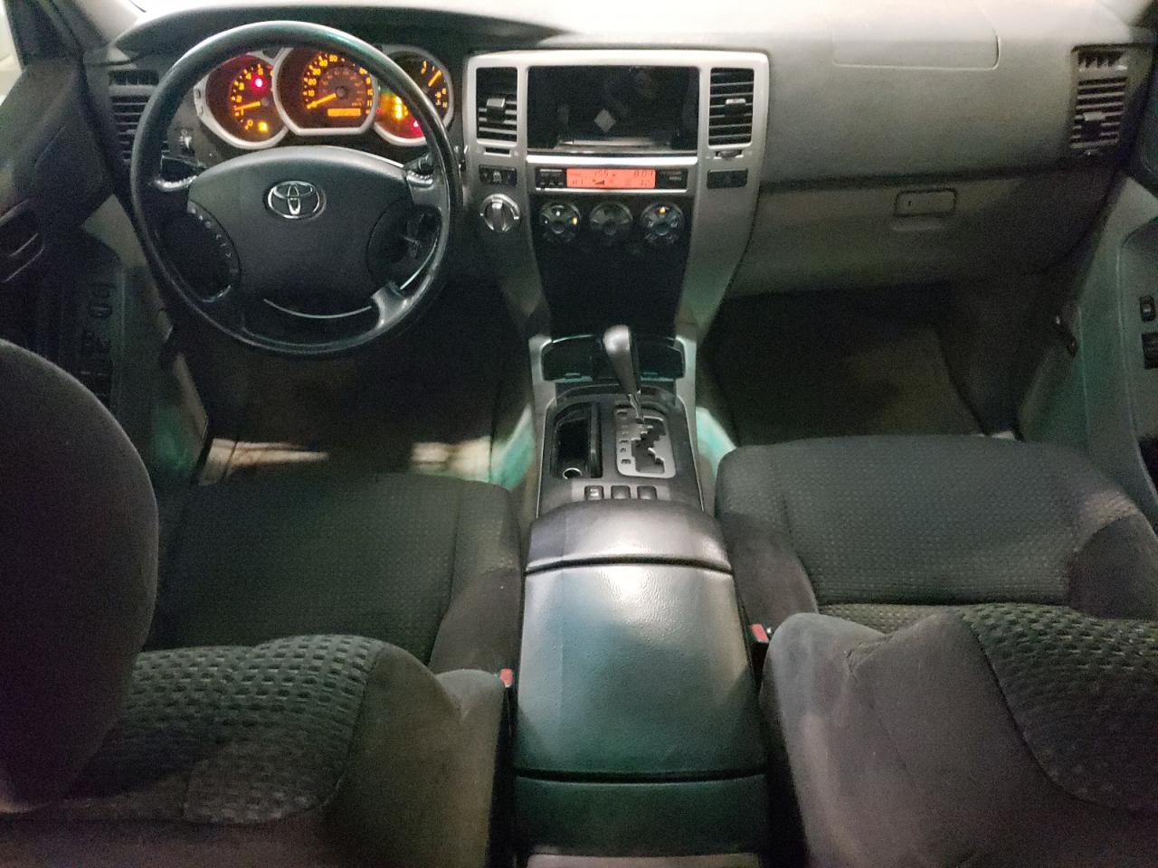 2005 Toyota 4Runner - Image 8
