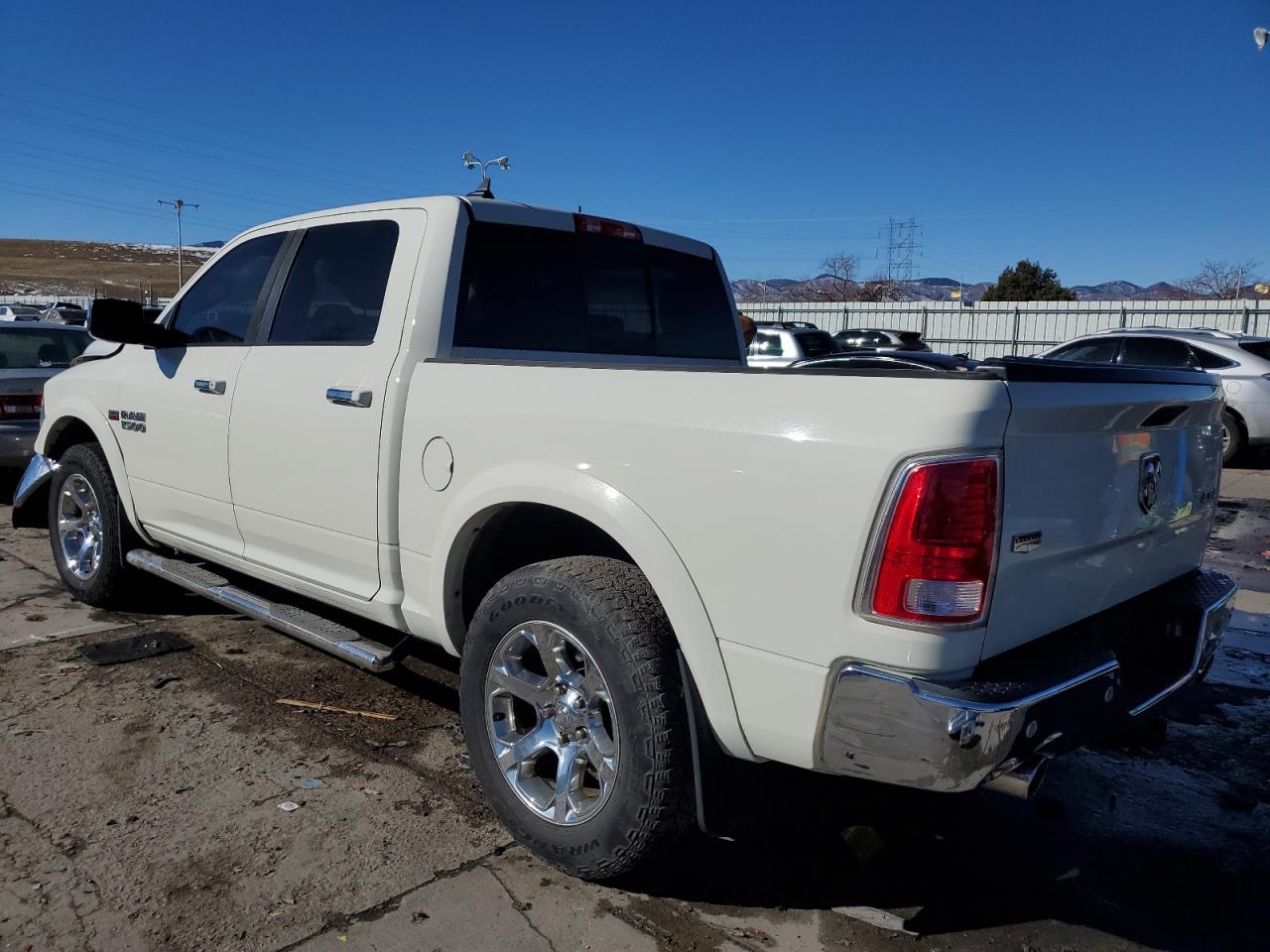 2016 RAM 1500 - Image 2