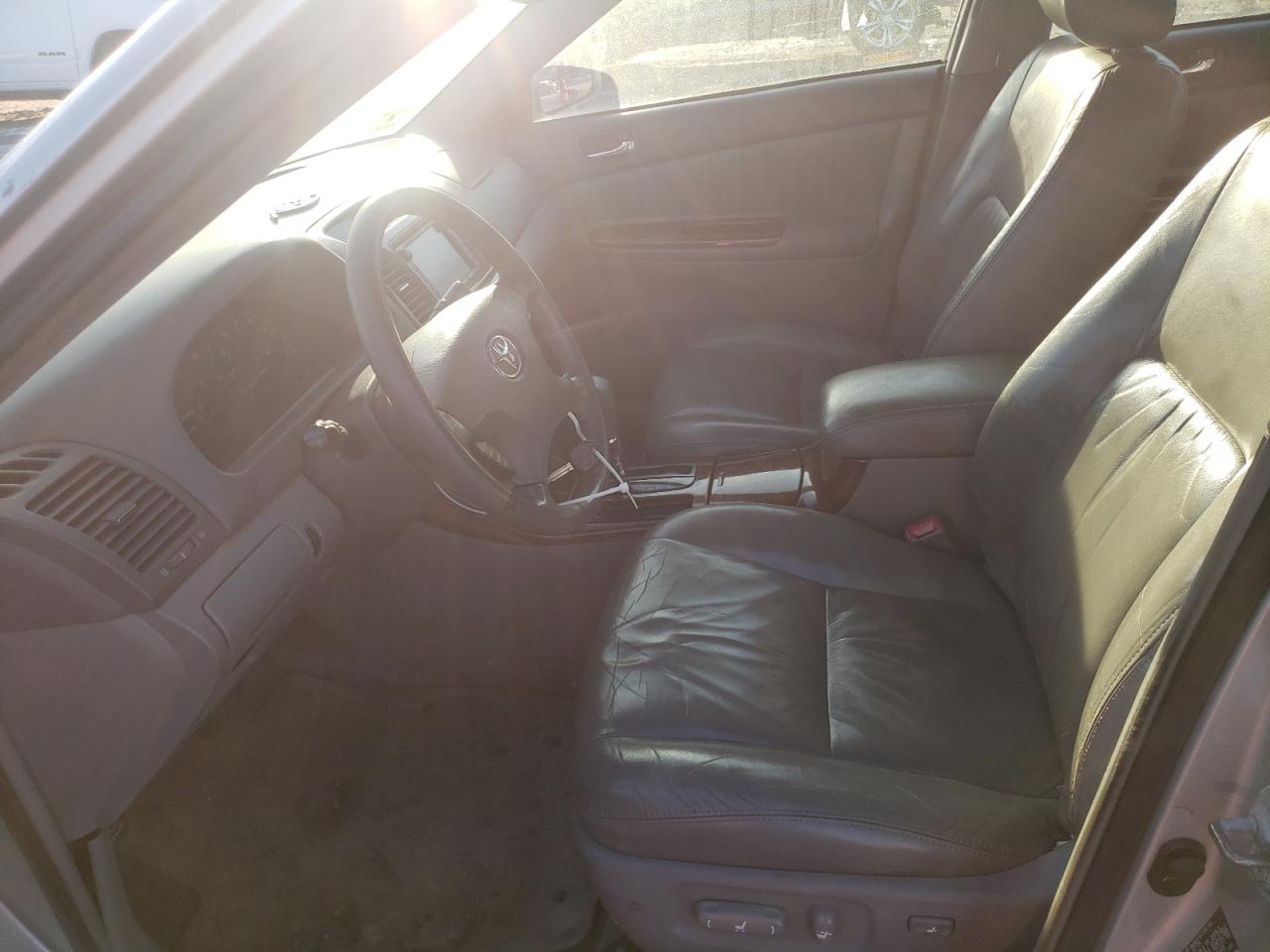 2004 Toyota Camry - Image 7
