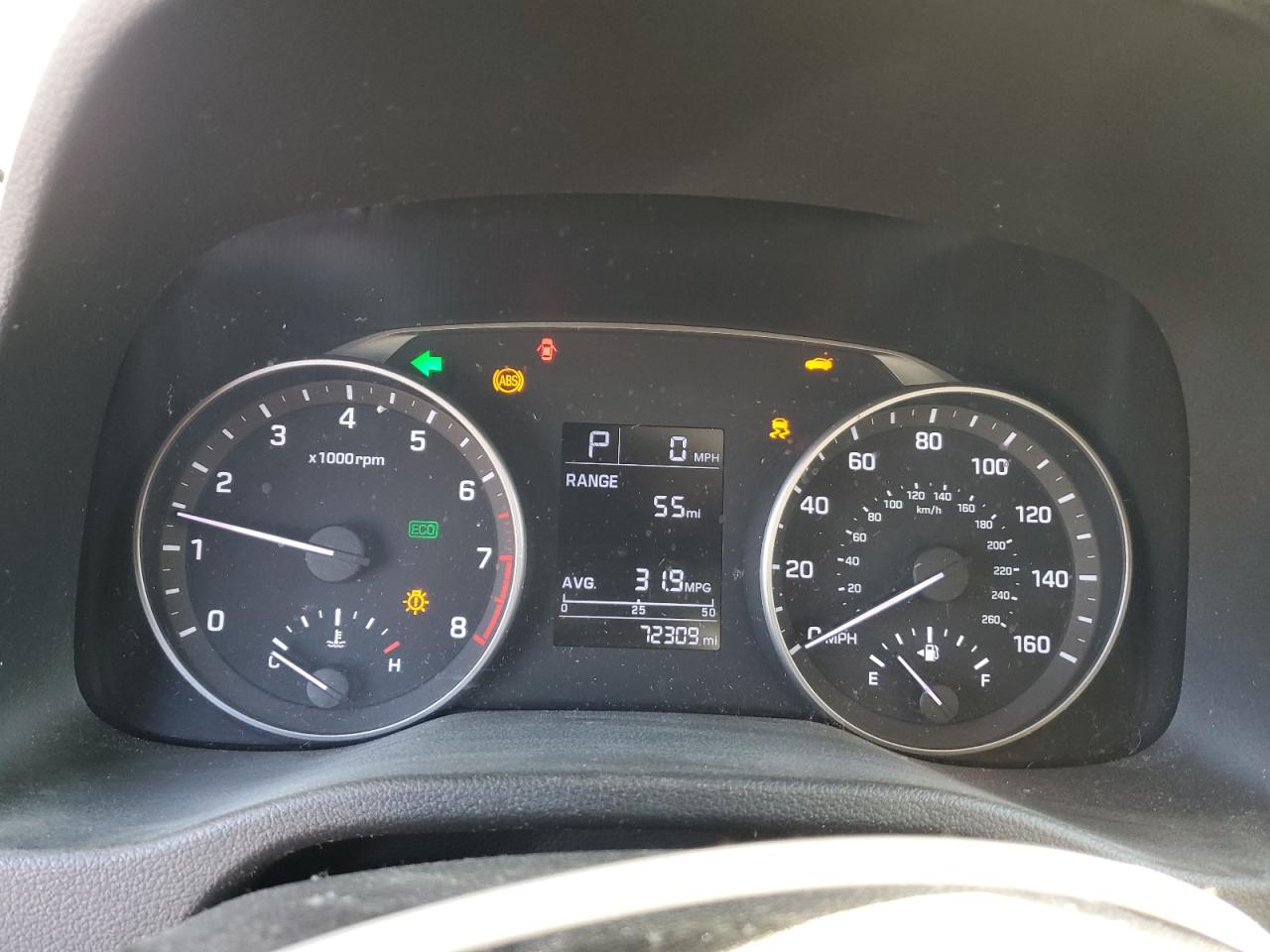 2017 Hyundai Elantra - Image 9