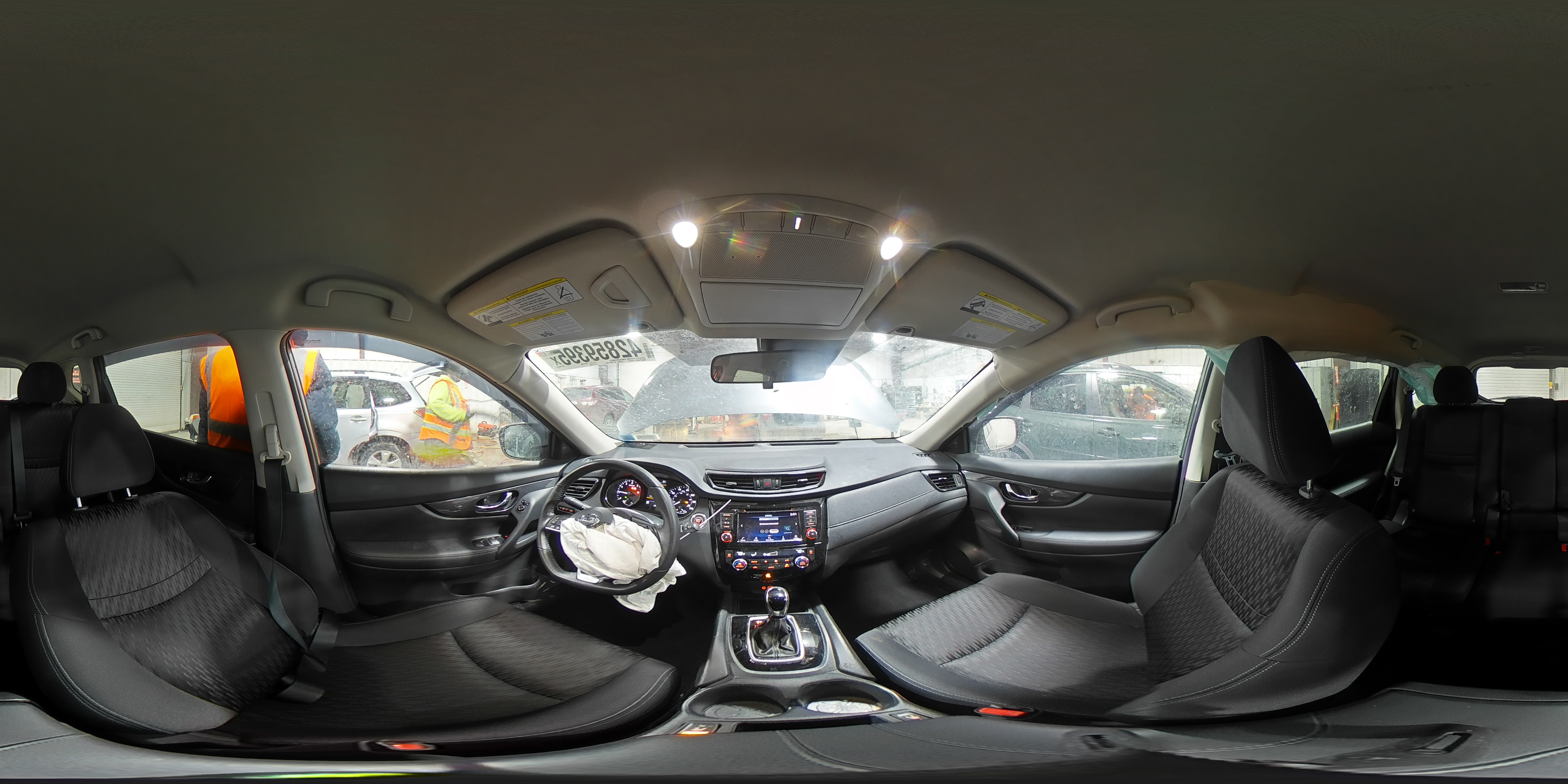 2019 Nissan Rogue - Image 15