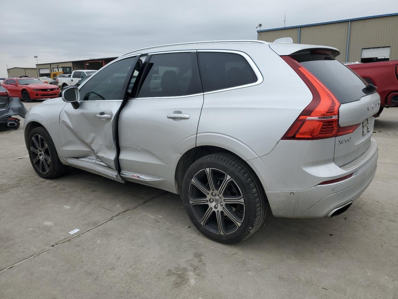 2019 Volvo XC60 - Image 2