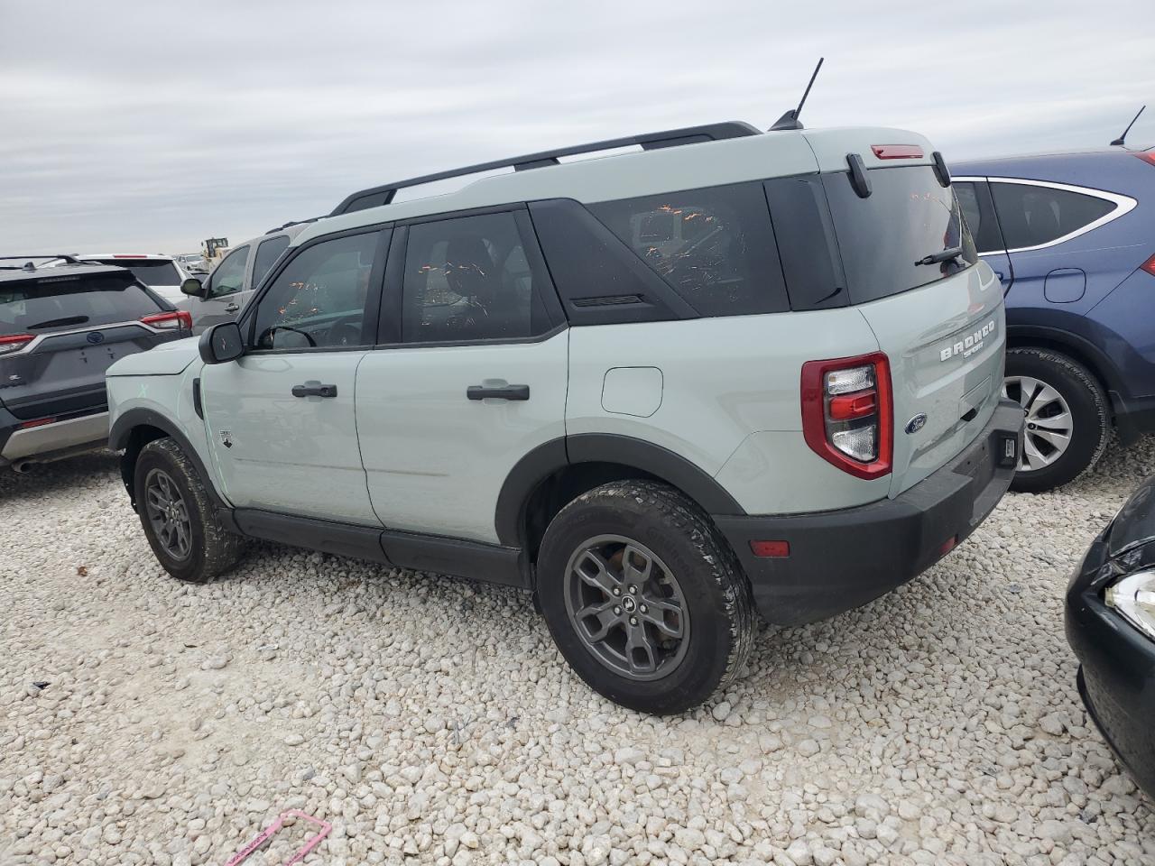 2023 Ford Bronco - Image 2