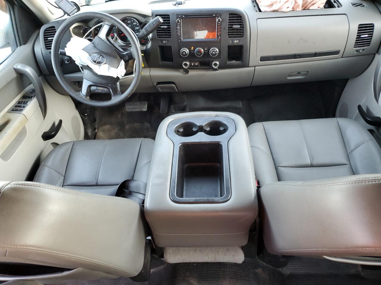 2014 Chevrolet Silverado - Image 8