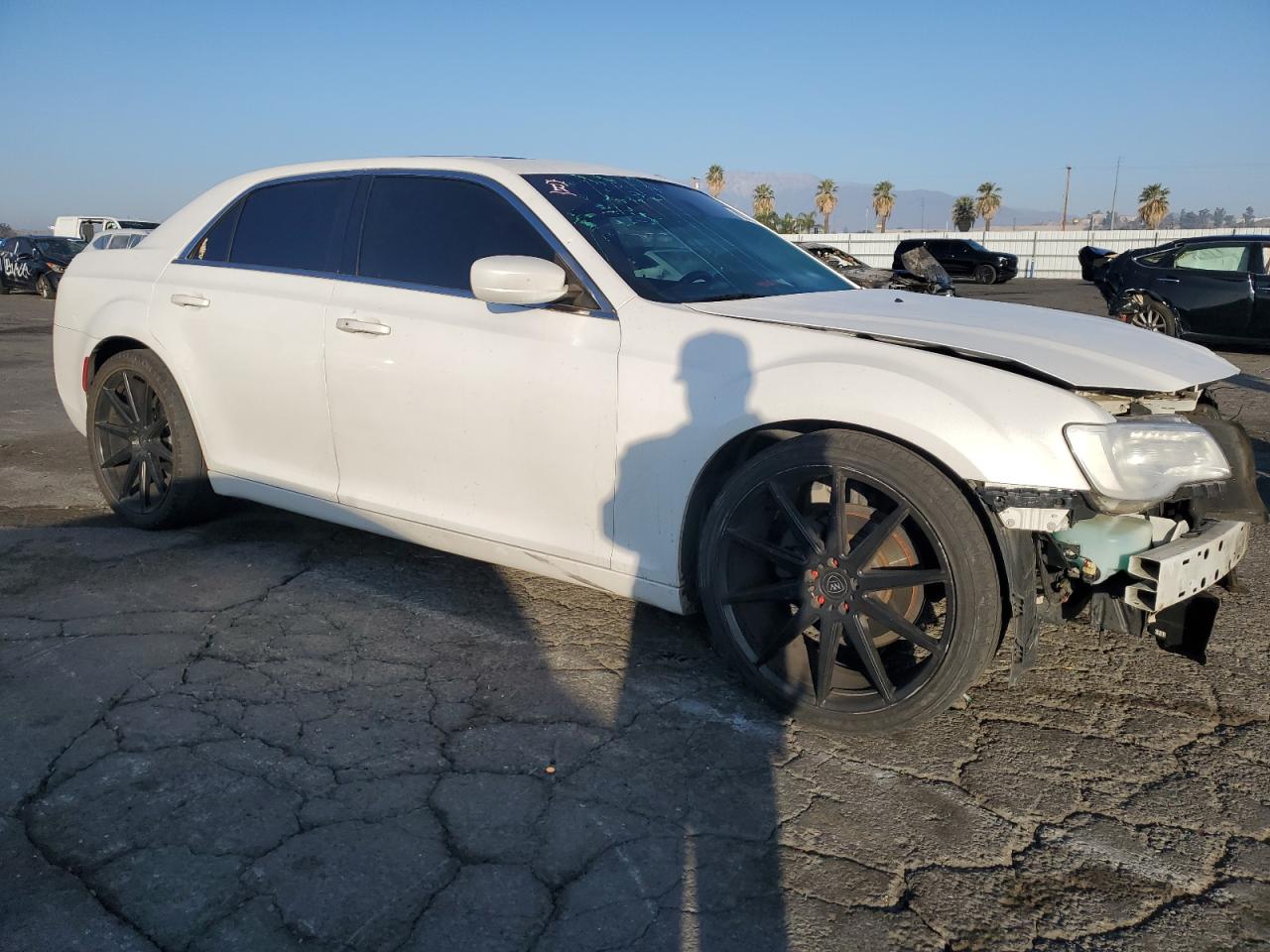 2016 Chrysler 300 - Image 4