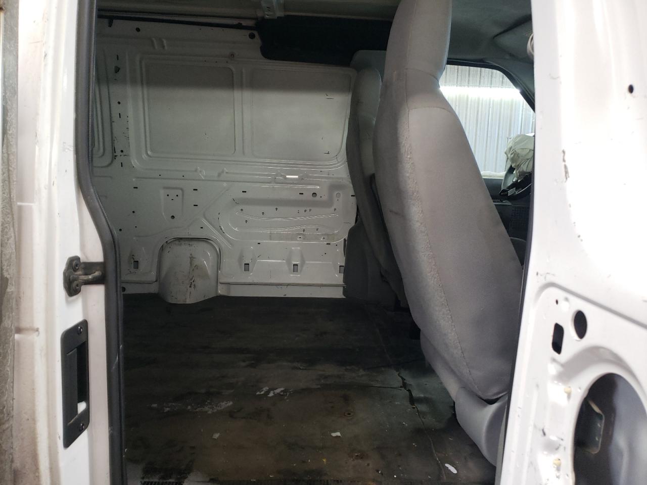 2011 Ford Econoline - Image 10