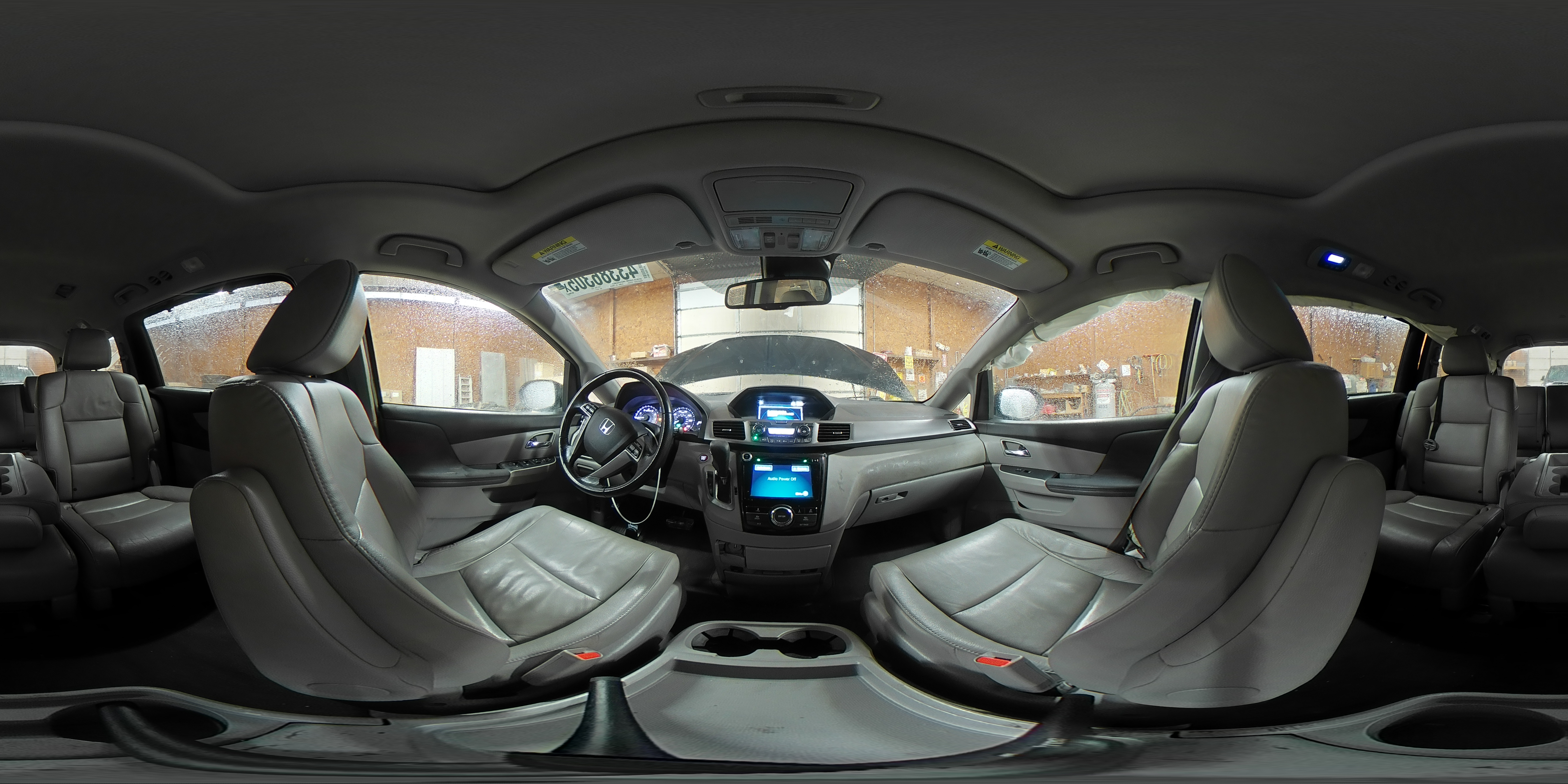 2015 Honda Odyssey - Image 15
