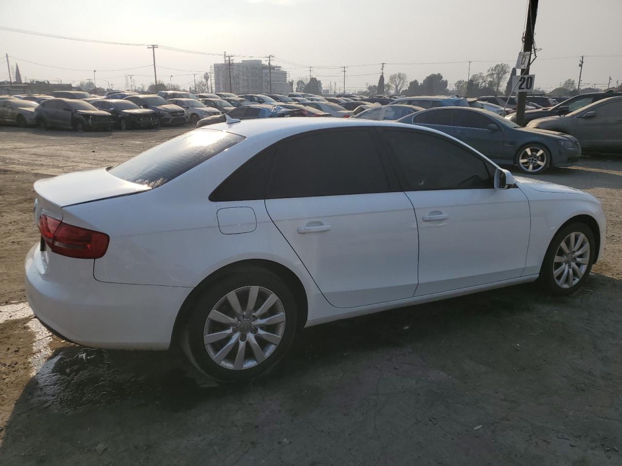 VIN WAUAFAFL3EN024732 2014 AUDI A4 no.3