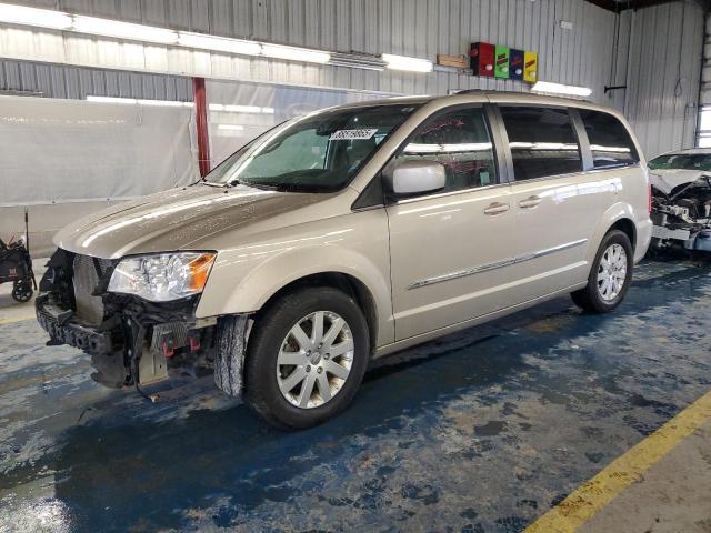  CHRYSLER MINIVAN 2016 Золотой