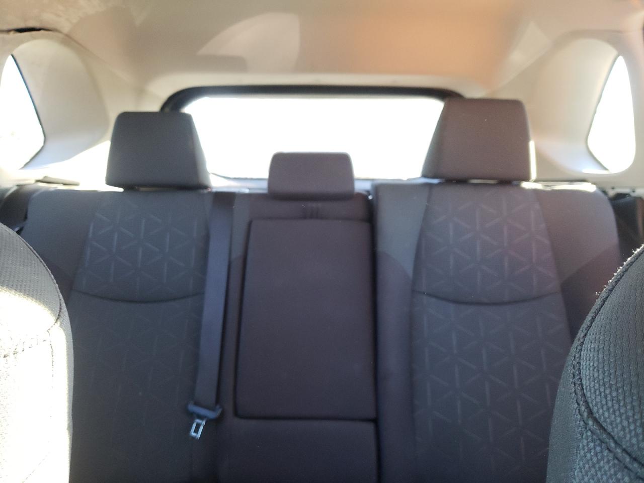 2023 Toyota RAV 4 - Image 10