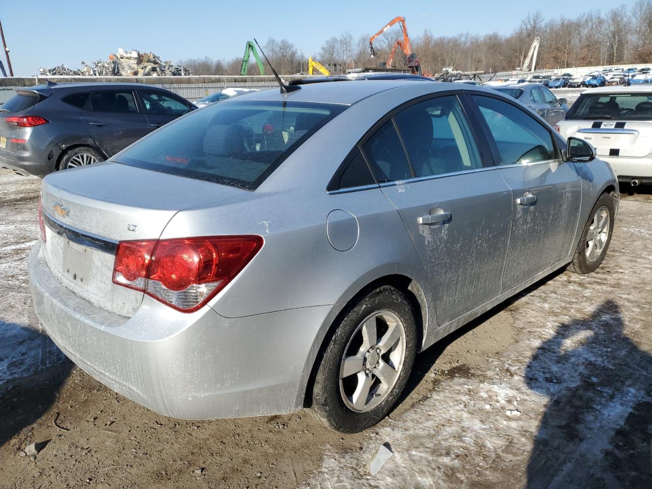 VIN 1G1PC5SB8D7213995 2013 CHEVROLET CRUZE no.3