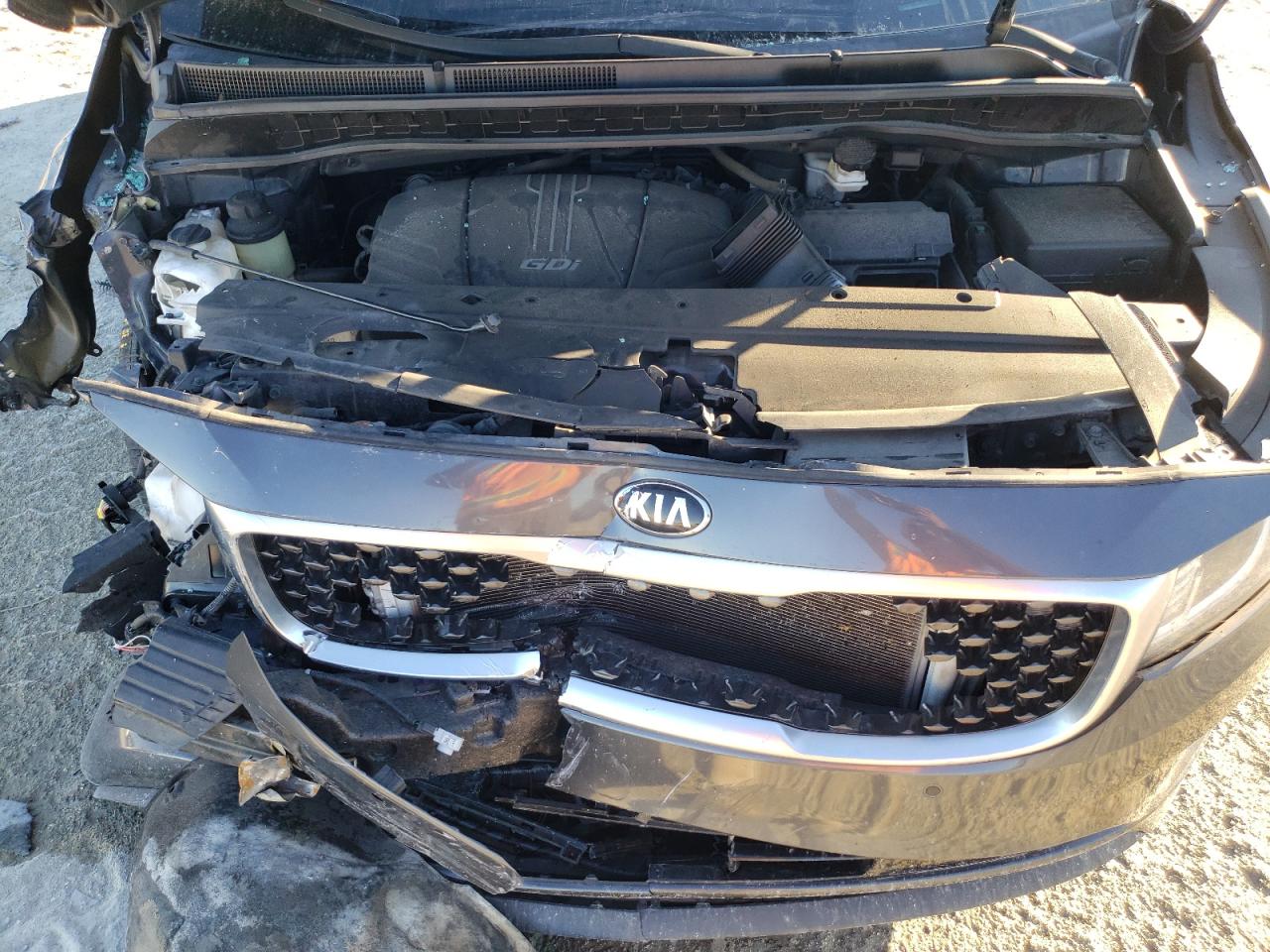 2018 Kia Sedona - Image 12
