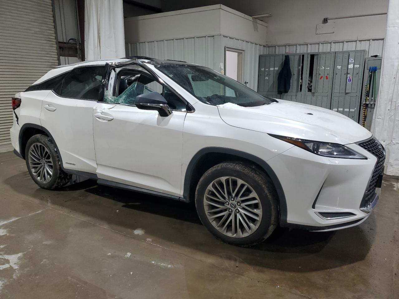 2020 Lexus RX - Image 4