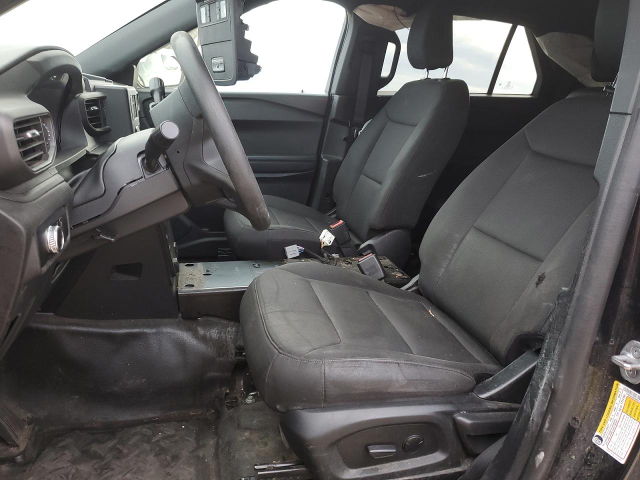 2022 Ford Explorer - Image 7