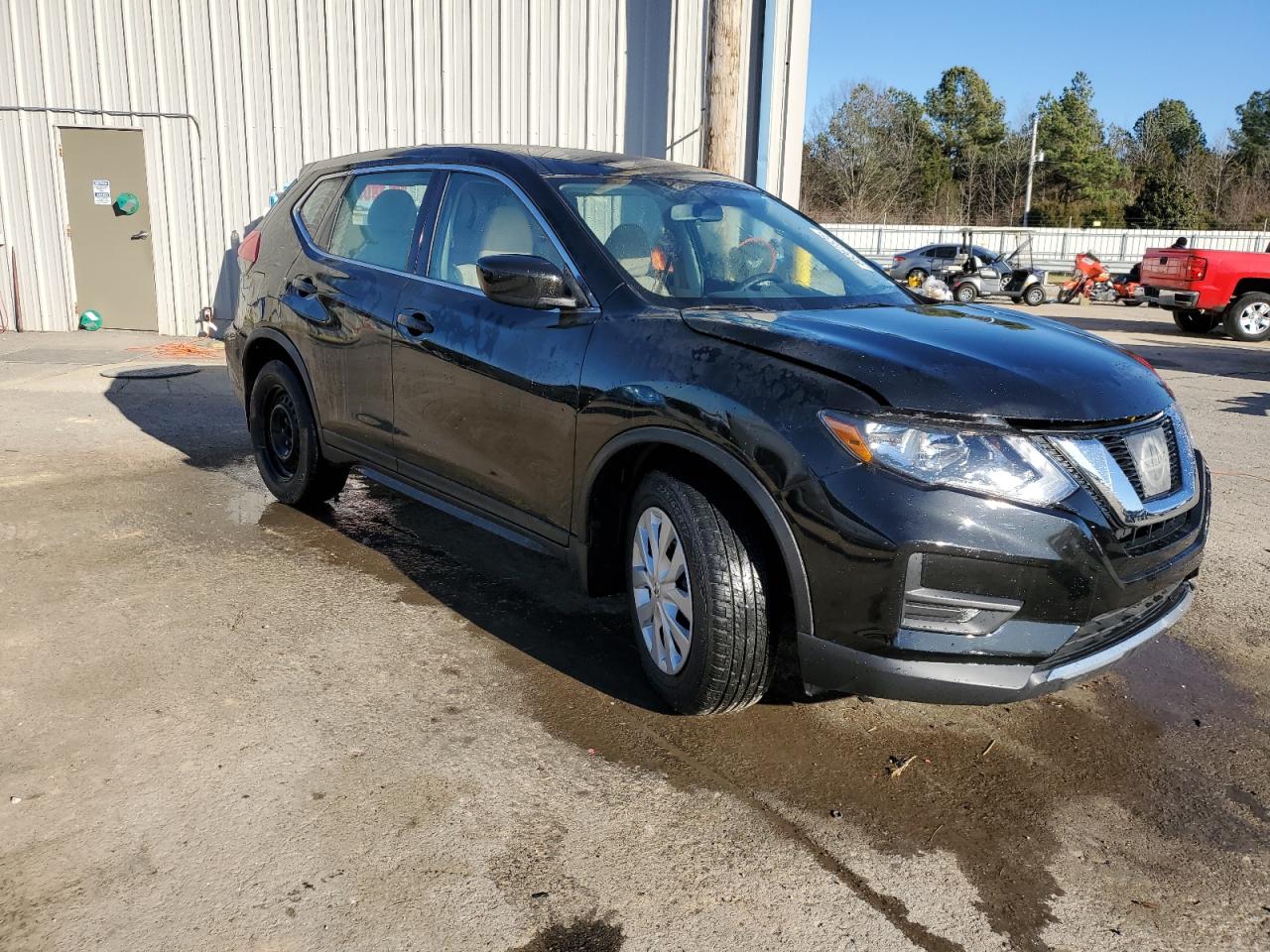 2017 Nissan Rogue - Image 4