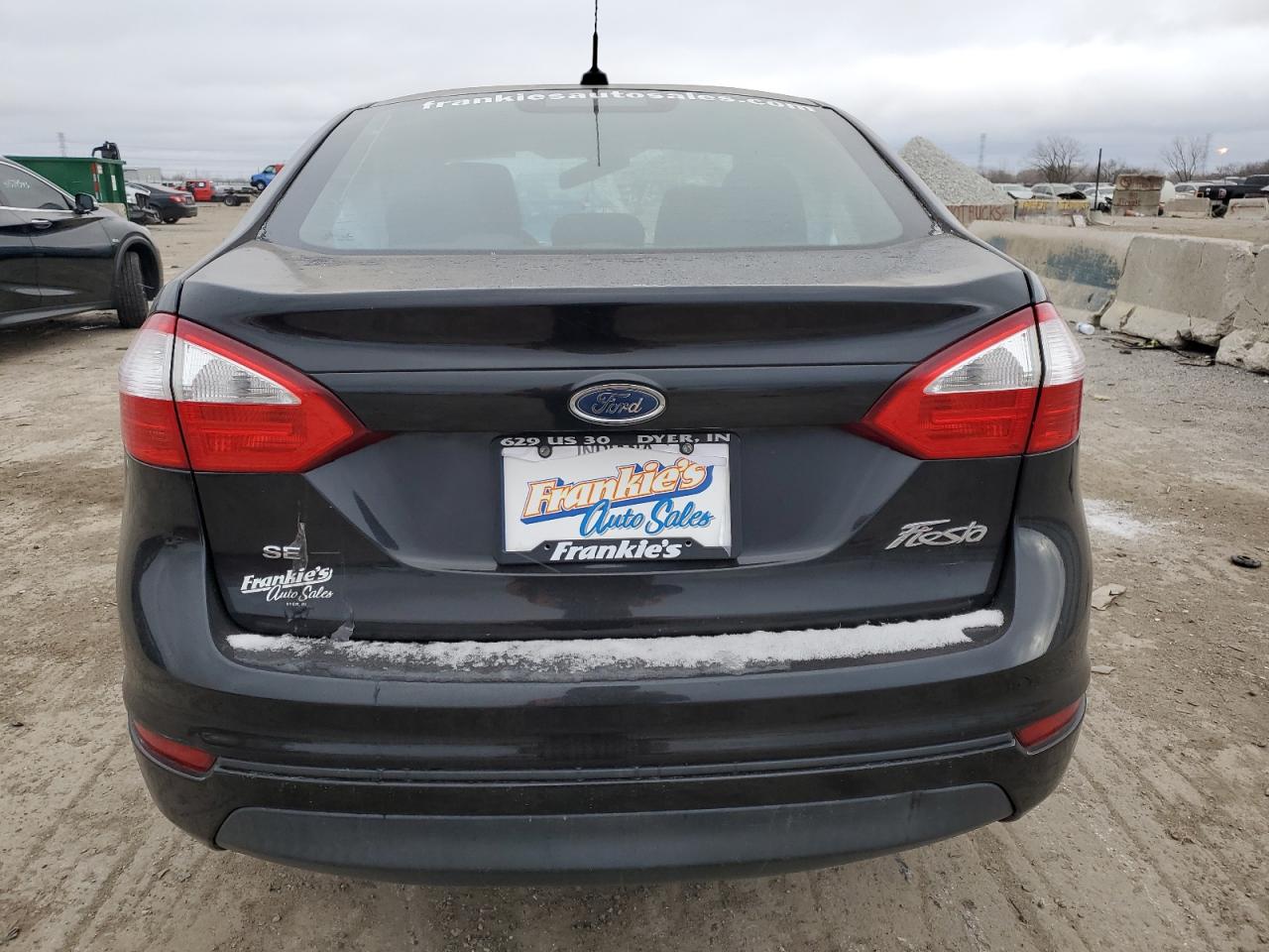 2015 Ford Fiesta Se VIN: 3FADP4BJ8FM205104 Lot: 67013245