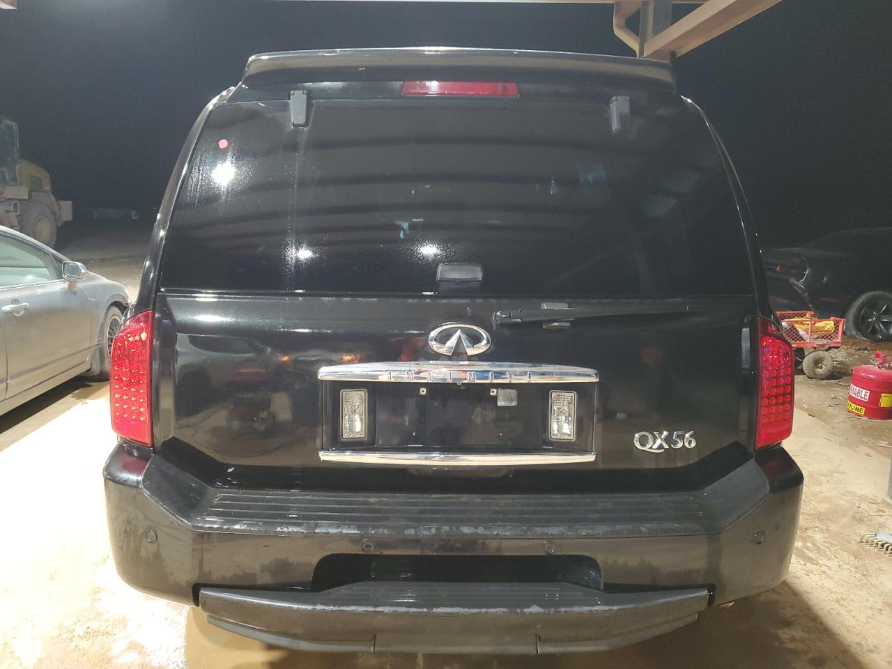 2010 Infiniti QX56 - Image 6