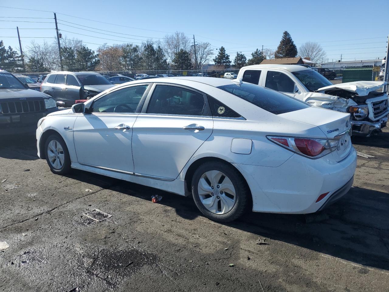 2015 Hyundai Sonata - Image 2