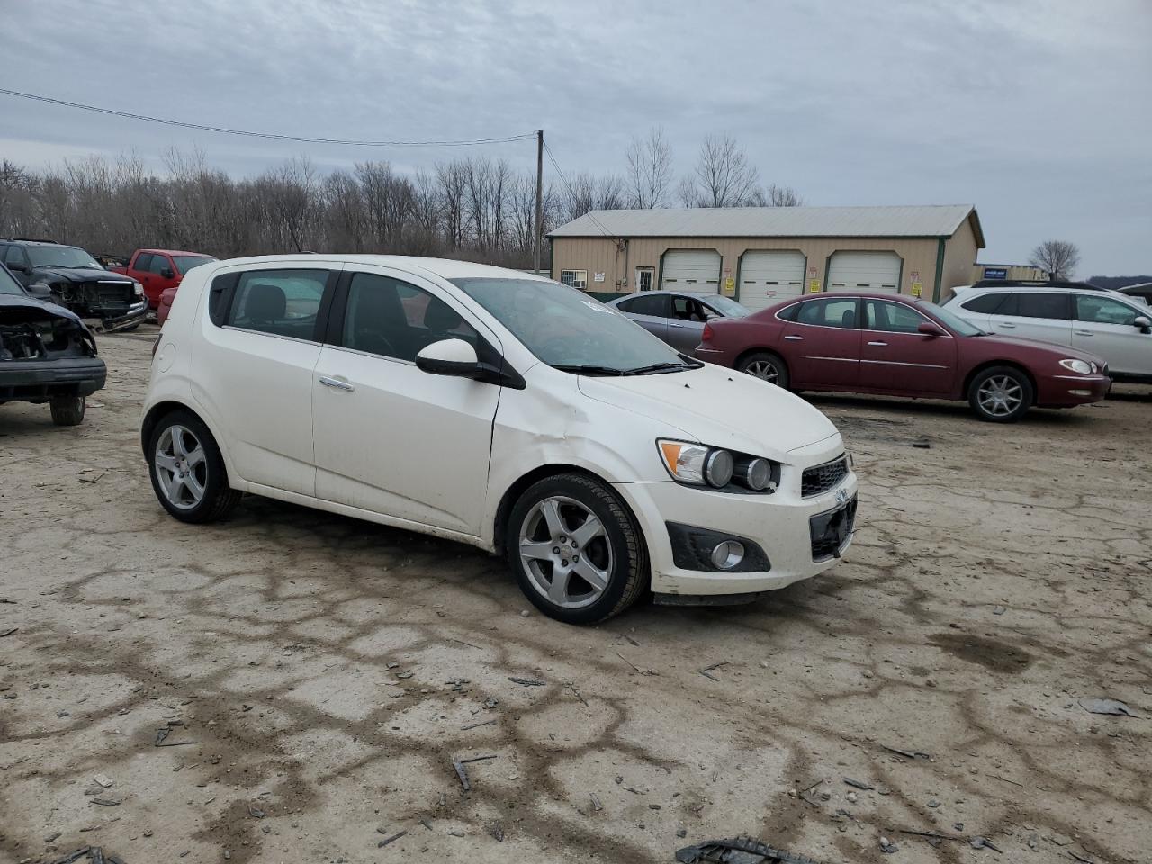 2015 Chevrolet Sonic - Image 4