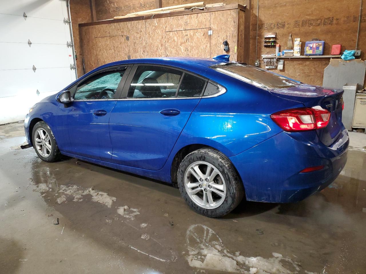 2017 Chevrolet Cruze - Image 2