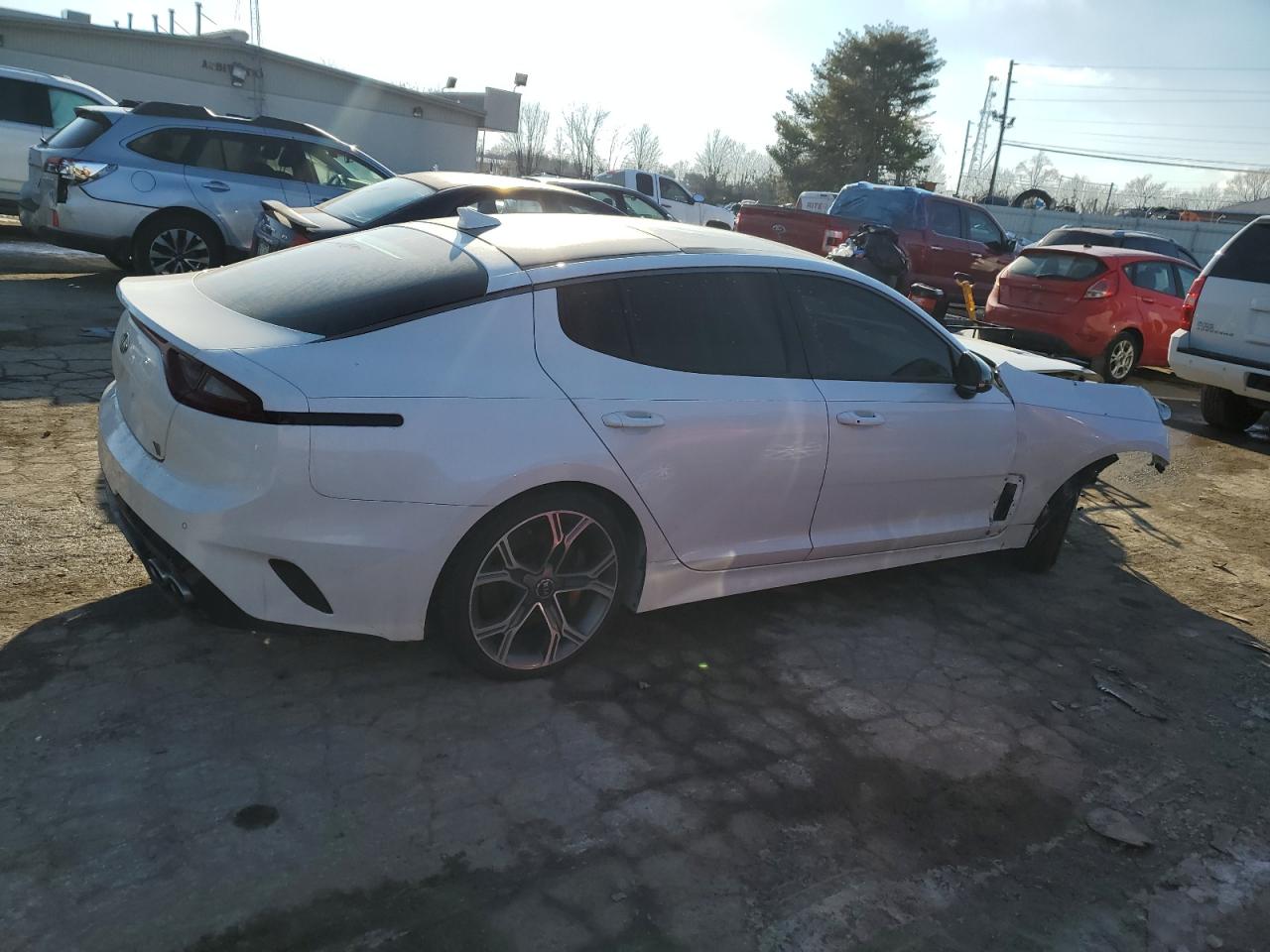 2019 Kia Stinger - Image 3