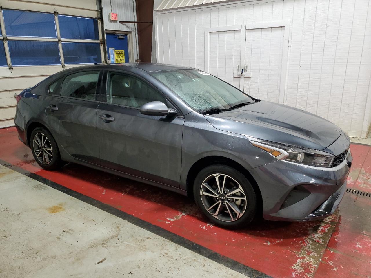 2023 Kia Forte - Image 4