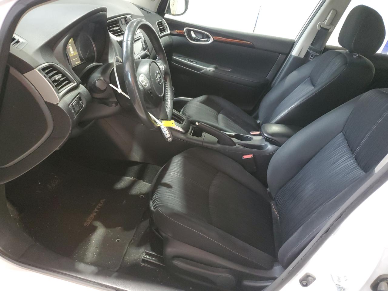 2017 Nissan Sentra - Image 7