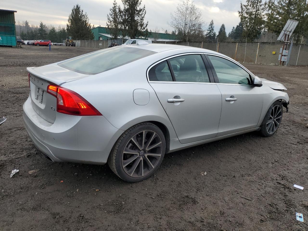 2016 Volvo S60 - Image 3