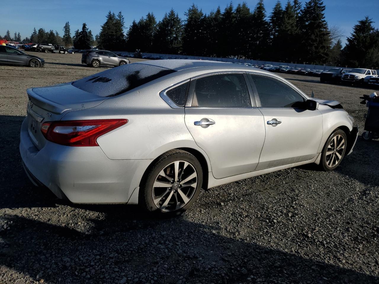 2016 Nissan Altima - Image 3