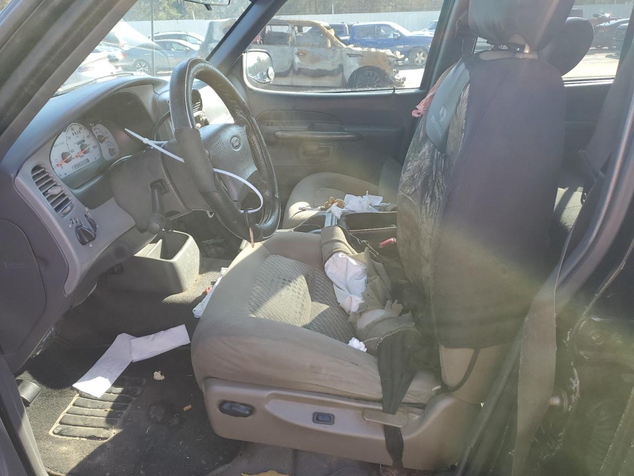 2001 Ford Explorer - Image 7