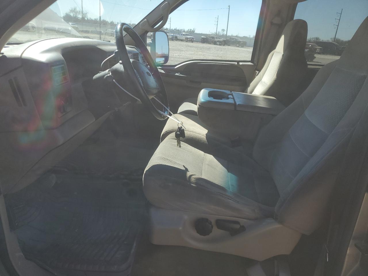 2002 Ford F250 - Image 7