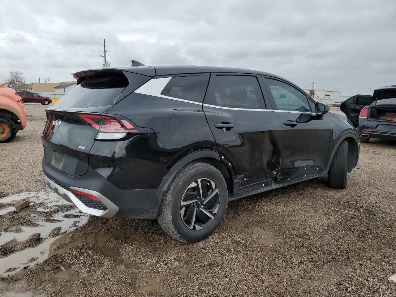 2023 Kia Sportage - Image 3