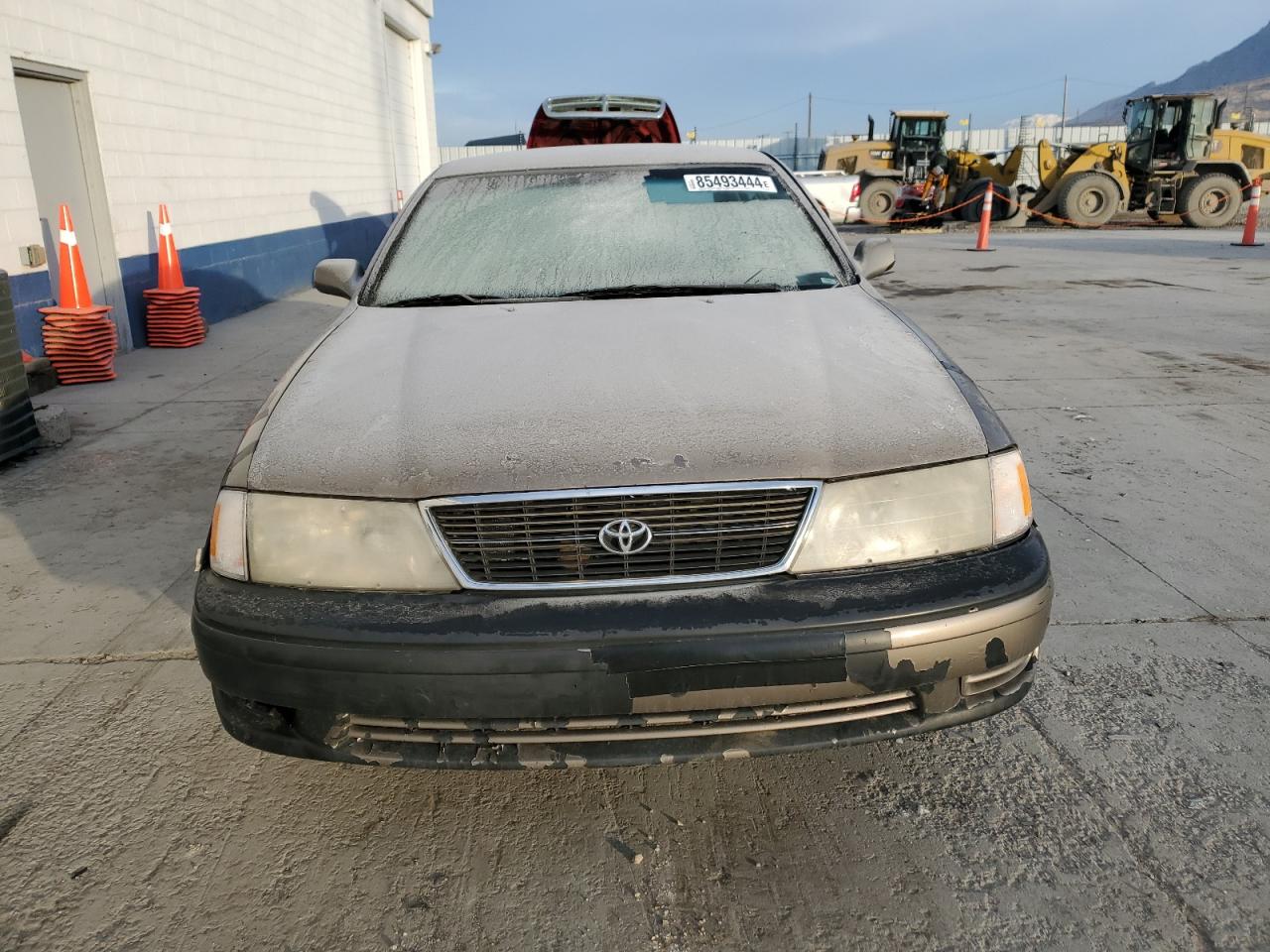 1999 Toyota Avalon - Image 5