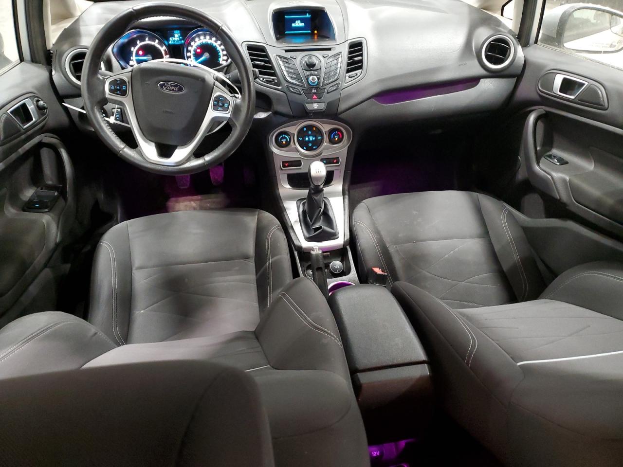 2014 Ford Fiesta - Image 8