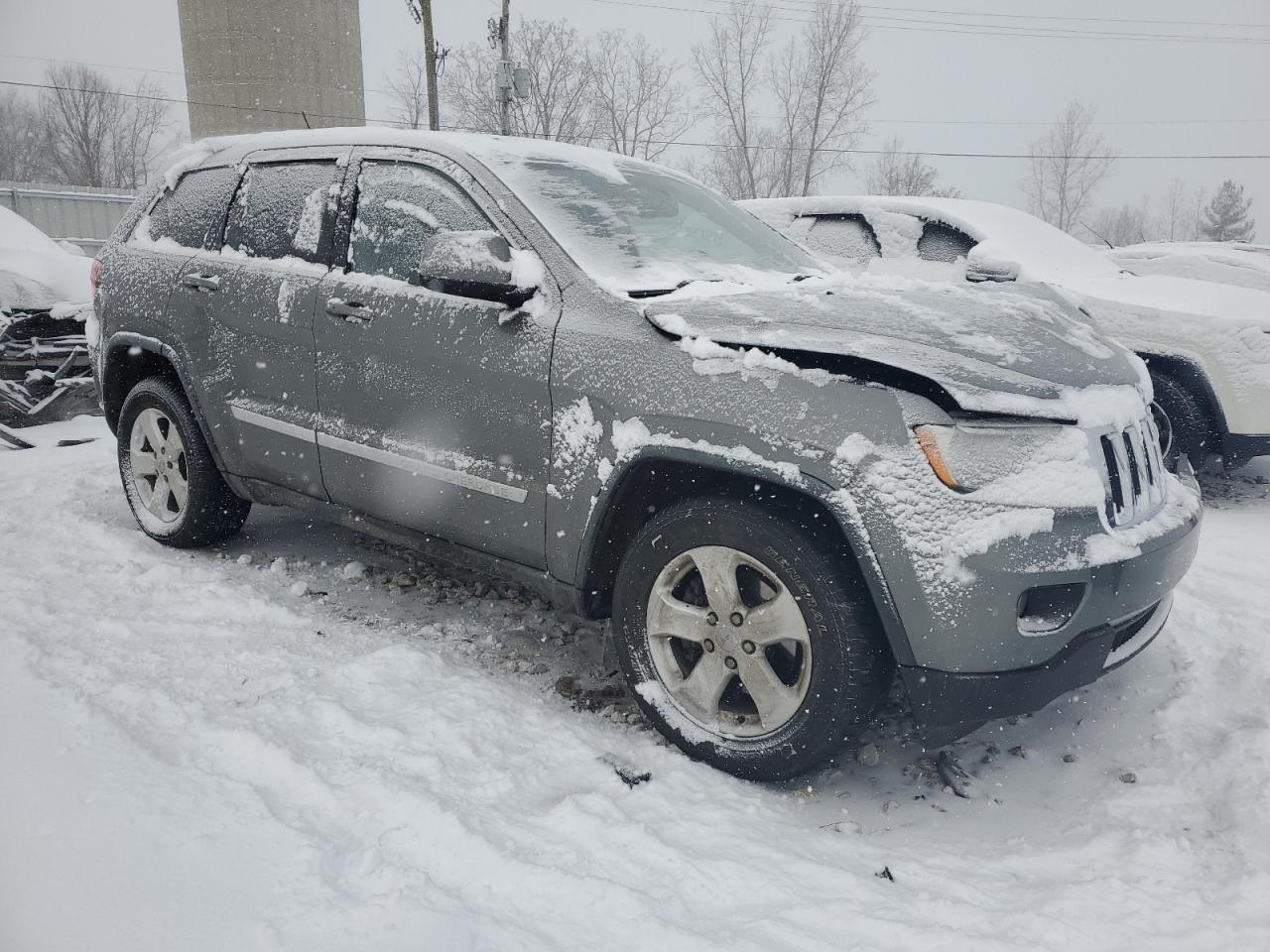 2011 Jeep Grand Cherokee - Image 4
