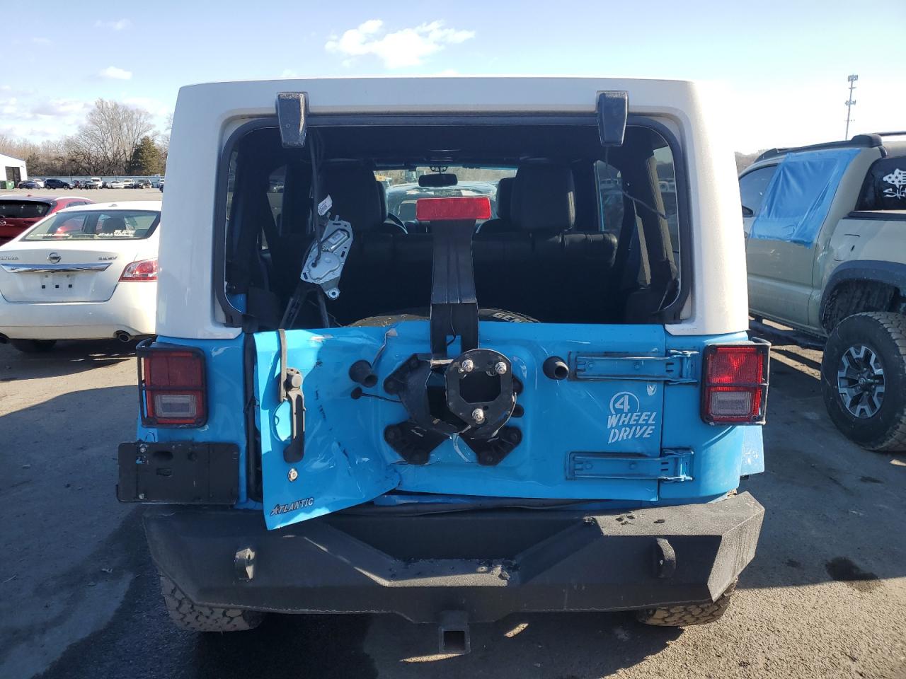 2017 Jeep Wrangler - Image 6