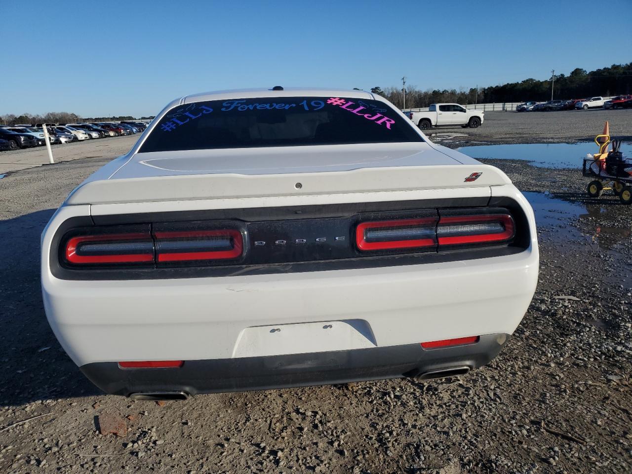 2021 Dodge Challenger - Image 6