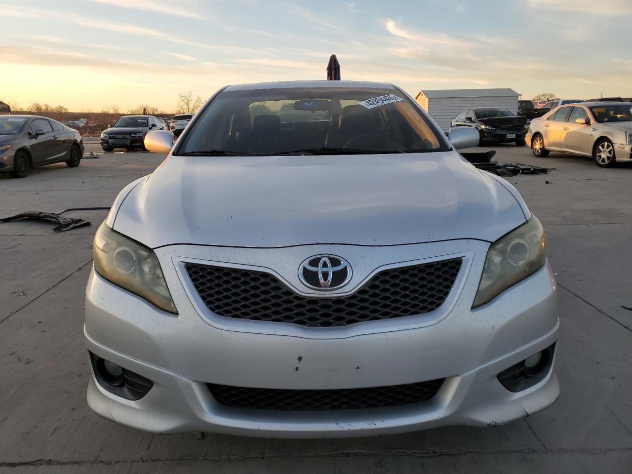 2011 Toyota Camry - Image 5